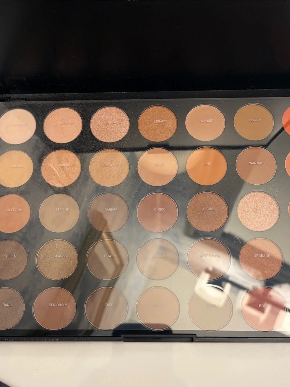 Morphe Artistry Palette 350 Nature Glow EUC Neutral shades mattes and shimmers